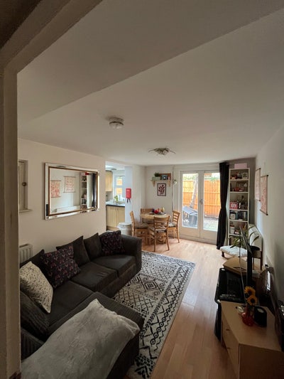 Spacious Double Room in Kentish Town Main Photo