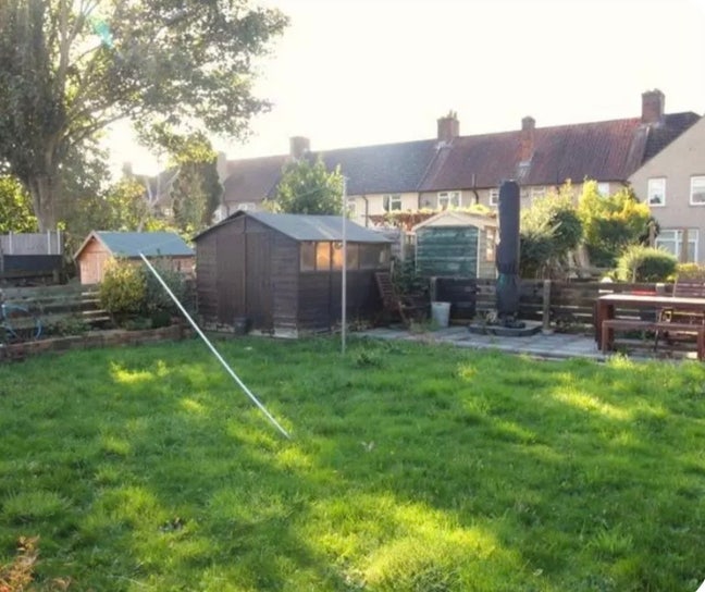 Beautiful double room to rent  Main Photo