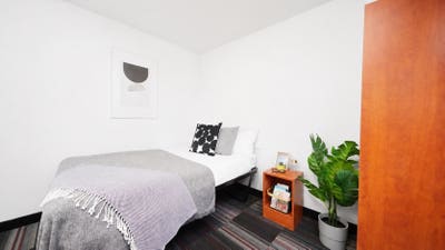 &pound;123pw Modern Student Studios | Coventry Main Photo
