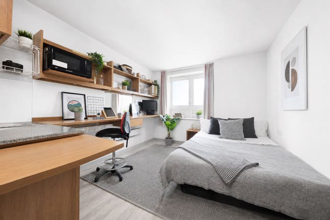 &pound;123pw Modern Student Studios | Coventry Main Photo