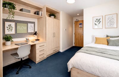 &pound;190w One Bed Flat | Canterbury Main Photo
