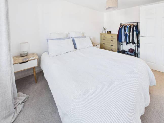 Double bedroom Main Photo