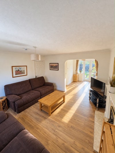 🏡CW2 Available Now **En-suites** Main Photo