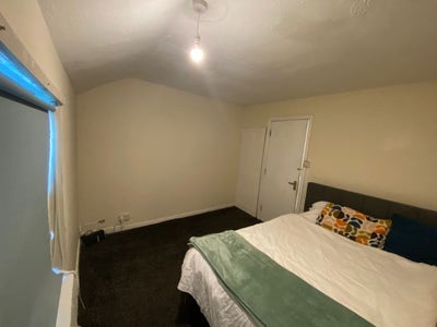 2 Double Rooms Available – Nottingham, NG7 3NG Main Photo