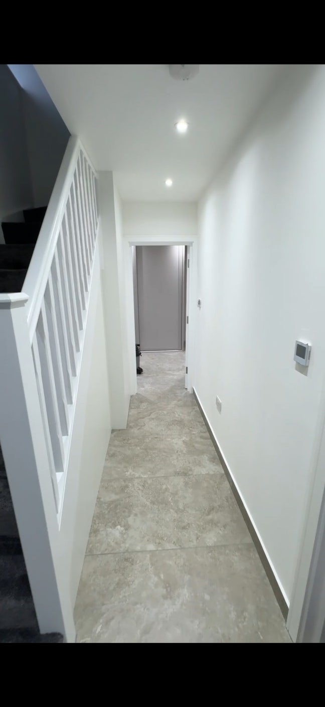 STUNNING Newly  Rebuilt 3-Bed|Parking & Eliz Line Main Photo