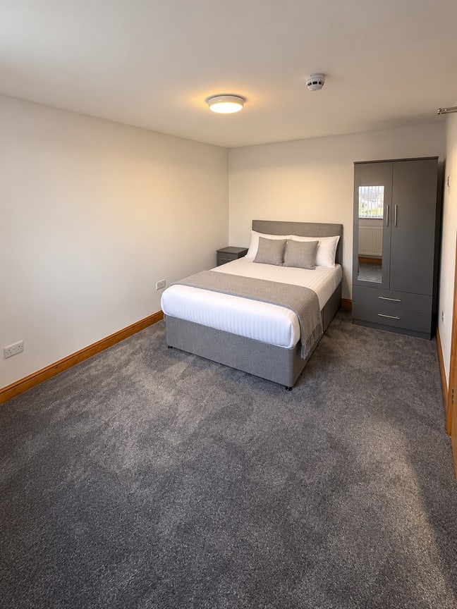 Brand New | Bury | Ensuite Rooms & Kitchenettes Main Photo