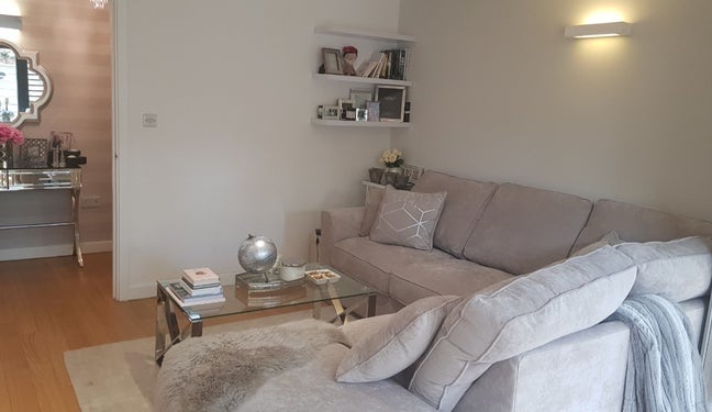 West Kensington Studio Main Photo