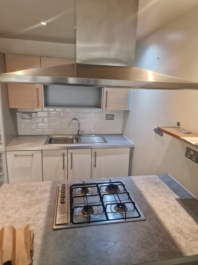 1 bed flat in South Woodford, E18 Main Photo
