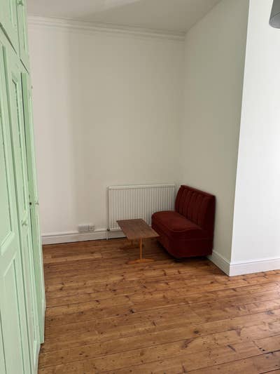 Double En-Suite Room in East Park Parade Main Photo