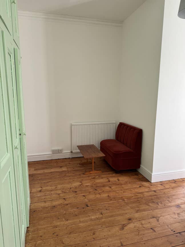 Double En-Suite Room in East Park Parade Main Photo