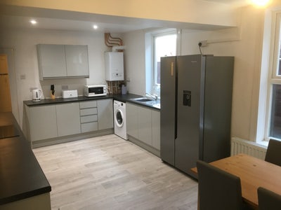 Stunning double room Foxhall rd.  Main Photo