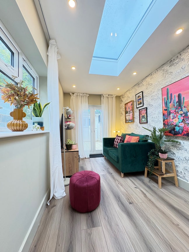 Beautiful Brand New House Share in Watford  Main Photo
