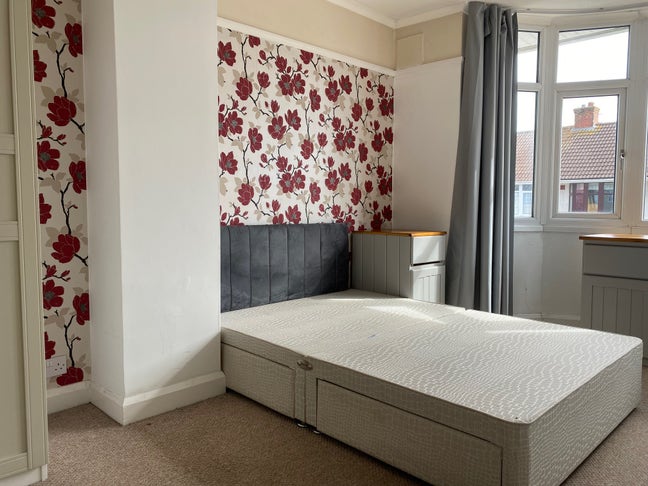 Double Bedroom available on Kipling Rd, Filton BS7 Main Photo