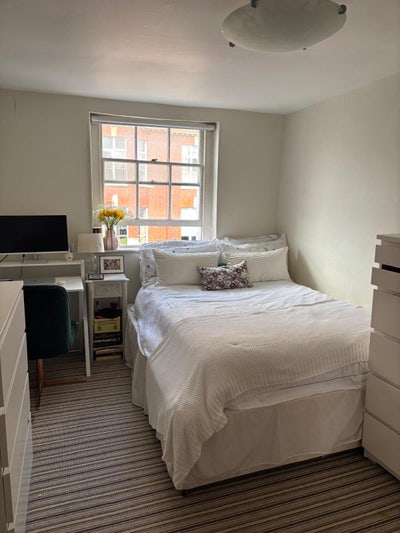 Double room in prime location Main Photo