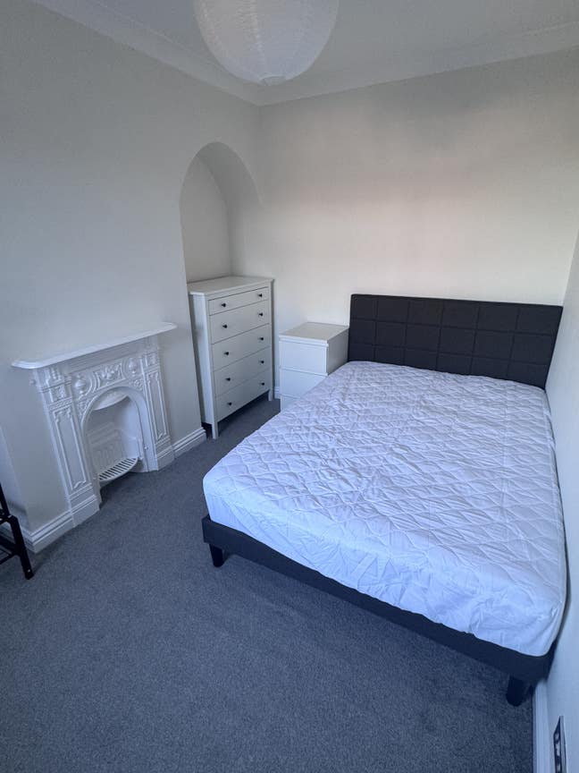 Double room - All new furniture Main Photo