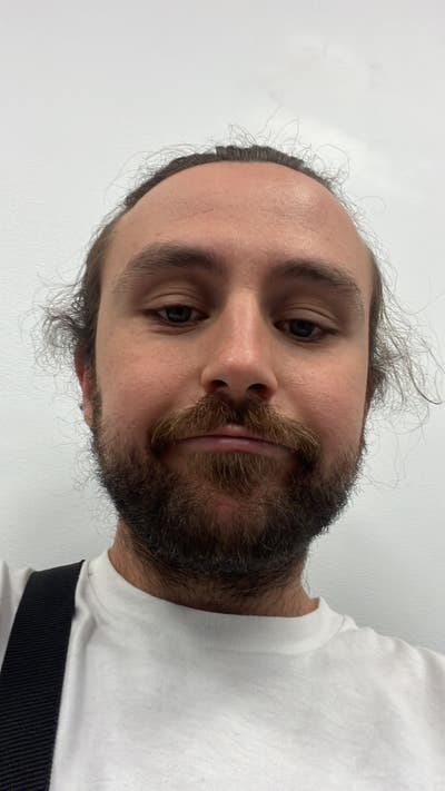 Creative Charity Worker looking for a room Main Photo