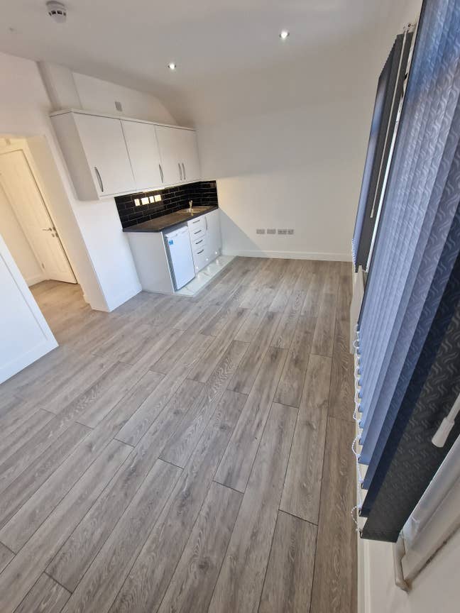 🏡Beautiful Ensuite Studio Room Available - SL1 🏡 Main Photo
