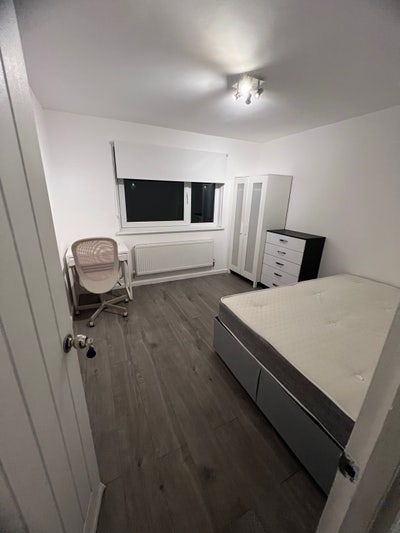 Rooms available in Bow E3 zone 2 Main Photo