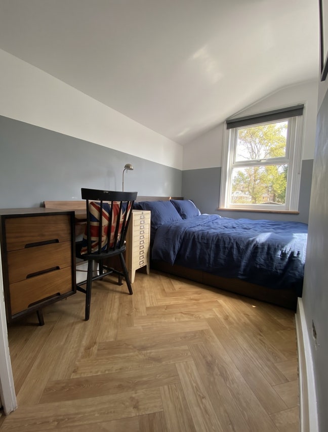 Double Room : Only 12 mins to London Bridge. Main Photo