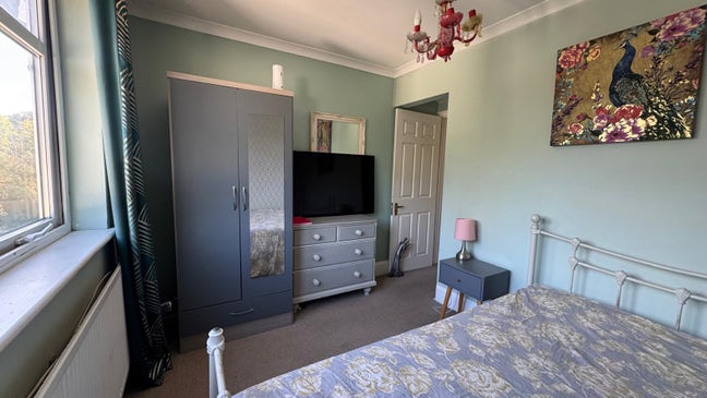 Double room in large house own bathroom  Main Photo