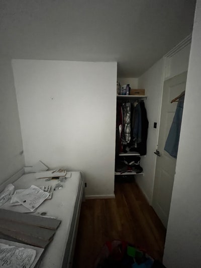 Singular Bedroom  Main Photo