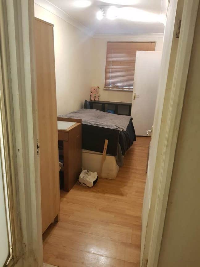 Self Contained Studio Flat HA8 6BY |All Bills Inc  Main Photo