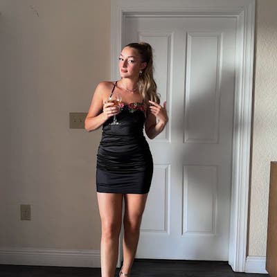22 year old Female seeks a double room Main Photo