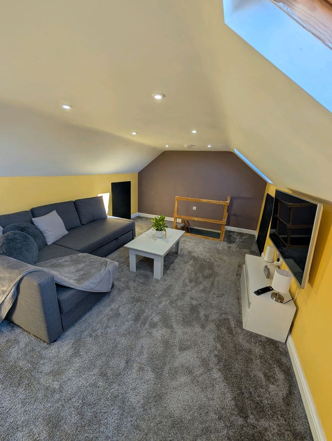  Double Room with Private Lounge Main Photo