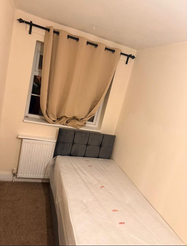 Spacious Double Room | CR0 0NZ| All Bills Inc Main Photo