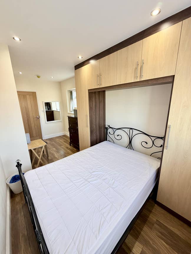 Double Room –  Professionals Main Photo