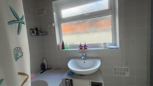 For couples &pound;560 , single person &pound;470 Main Photo