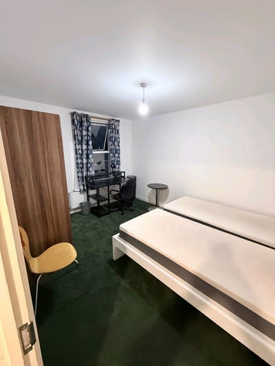 Nice Double Room for 1 Person in East. Ham E6 2Nb Main Photo