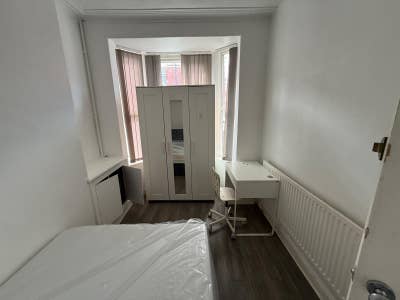 Fully Furnished 3 Bedroom House-M14 Main Photo