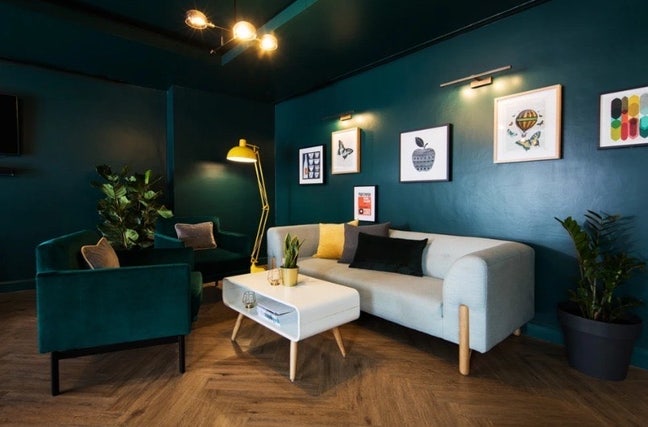 Sky Plaza Leeds Room Takeover- &pound;200 Rent incentive Main Photo