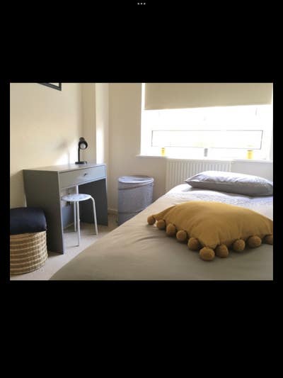 Amazing double bedroom in Leeds 9 Main Photo
