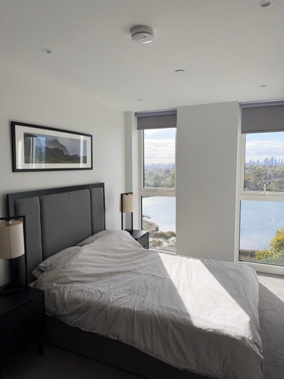 Room available for rent in Woodberry down  Main Photo