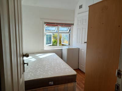 Studio Flat for One Person in Golders Green Main Photo