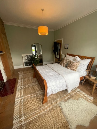 Room for rent  Main Photo