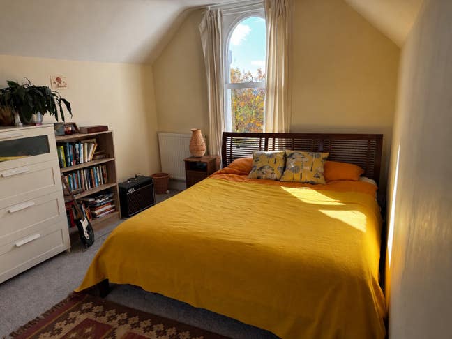 Room in a three-bed house share – Polsloe Road Main Photo