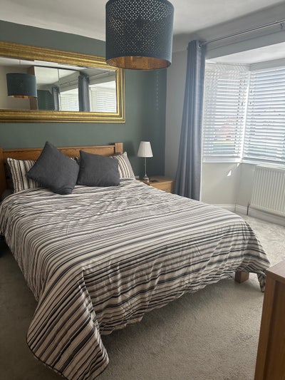 Furnished Double room available   Main Photo