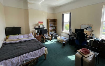 Double Room (nr Oxford road) Main Photo