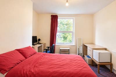 Cosy room (st. James str) Main Photo