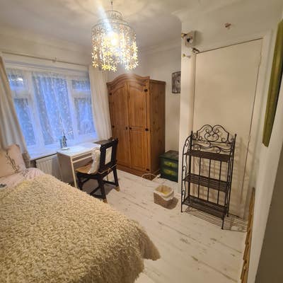 Cosy, quiet room  Main Photo
