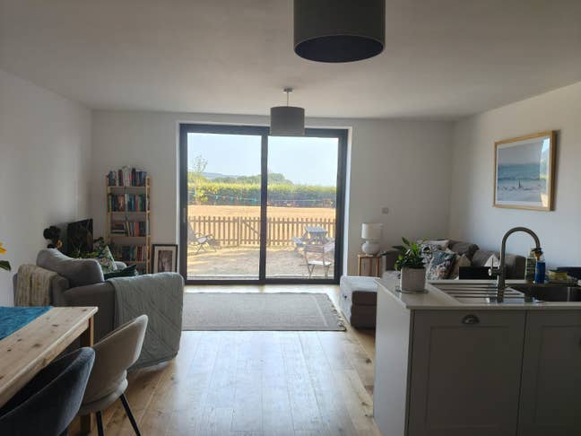 Country escape double room with own en-suite Main Photo