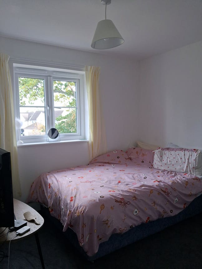 Lovely 2 bedrooms to rent  Main Photo