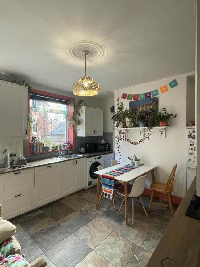 Full top floor, bedroom and living room Main Photo