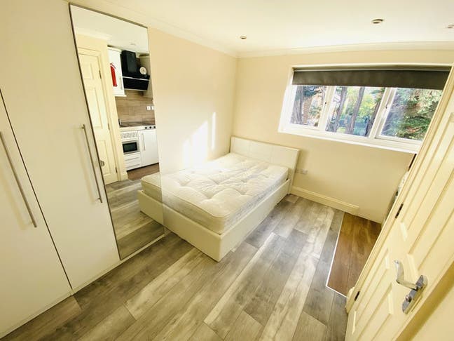 Modern Small studio Flat Main Photo