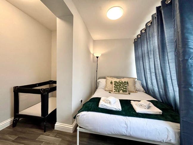 Telford Studio - Benefits Welcome Main Photo