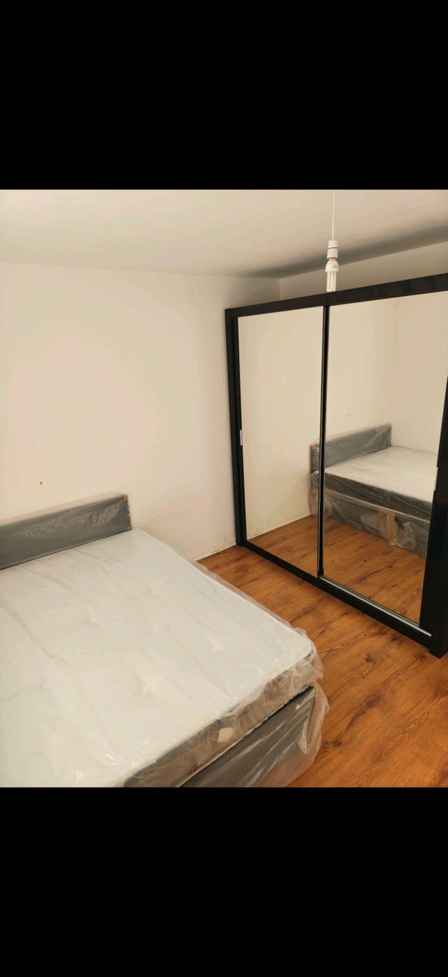 Double Room in Barking IG11 in Shared House Main Photo