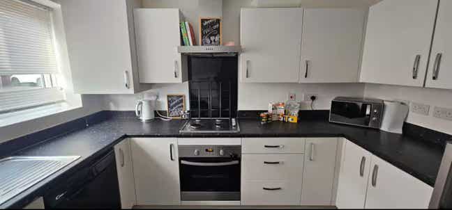 Spacious 3 Bedroom House With Large Garden Main Photo